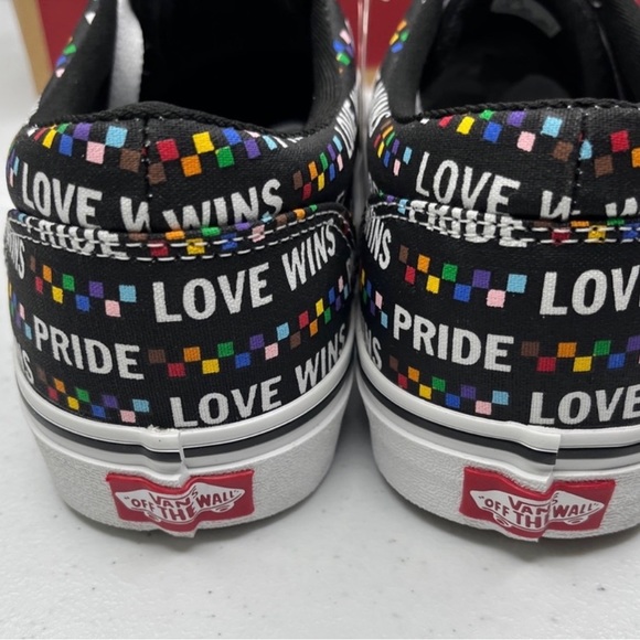 NIB Vans Doheny Pride Sneaker Love Wins Lace Up Off The Wall Men’s - Picture 9 of 11